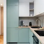Stachiewicza Homely Apartment By Bookinghost